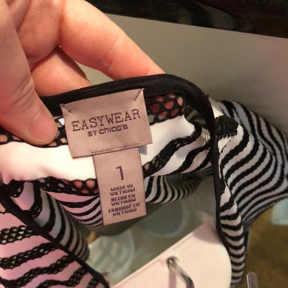 Easywear By Chico’s black and white jacket - Picture 5 of 5